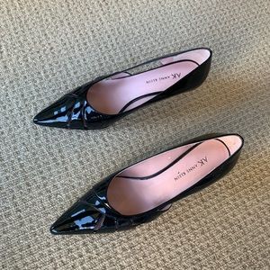Anna Klein 6.5 black pumps